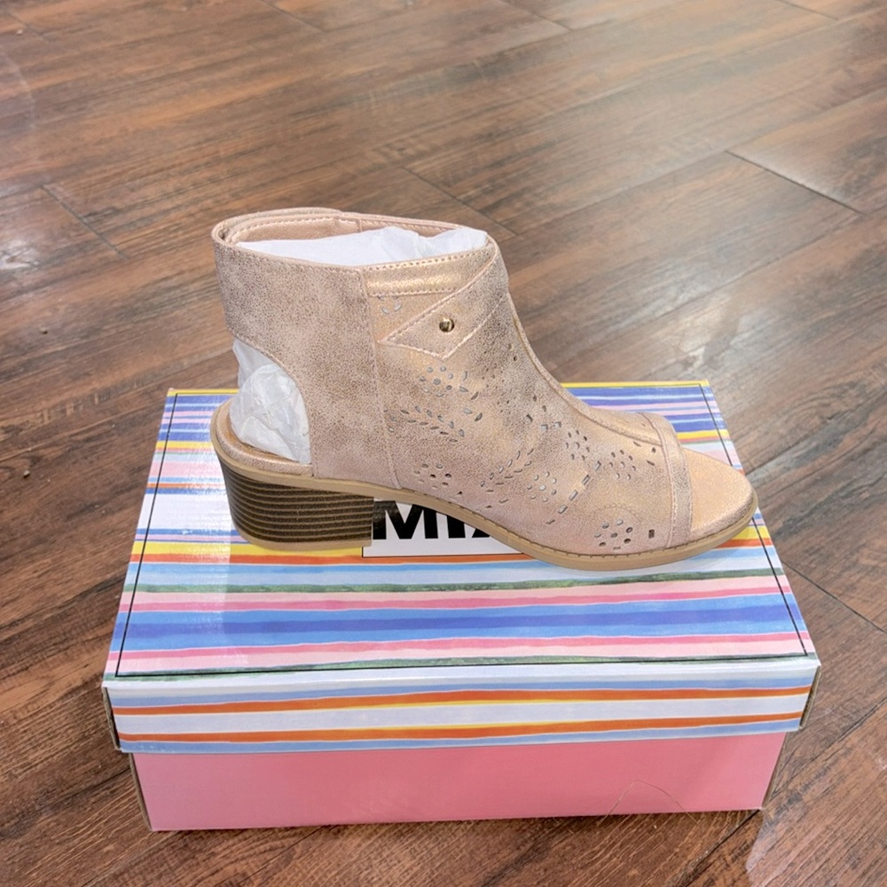 rose gold booties